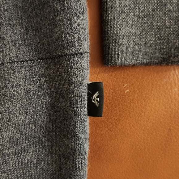 Emporio Armani Sweater L - Picture 3 of 3